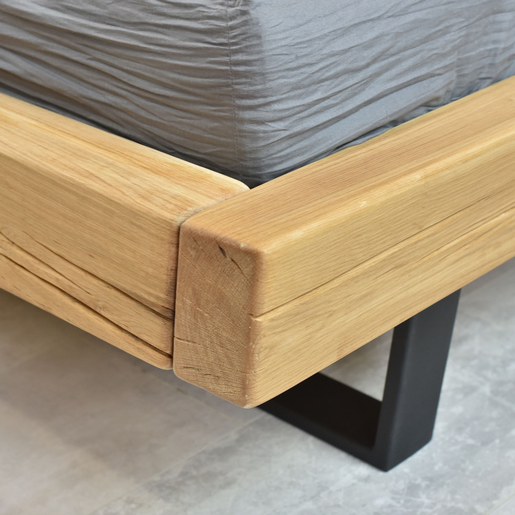 Designová postel z dubového dřeva 180 x 200, Monday , Postele- 5