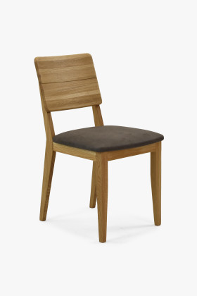 Dubový jídelní stůl vyrobený z prvotřídního masivu