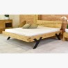 Designová postel z trámů, ocelové nohy ve tvaru Y, 160 x 200 cm , Postele- 5