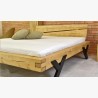 Designová postel z trámů, ocelové nohy ve tvaru Y, 160 x 200 cm , Postele- 11