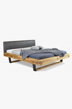 Moderní masívni postel z dub - kovové nohy, Laura