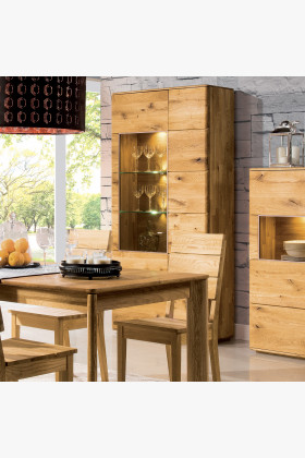 Vysoká úzká komoda širší s prosklenou částí, TYP 12 , Vitríny- 1 2