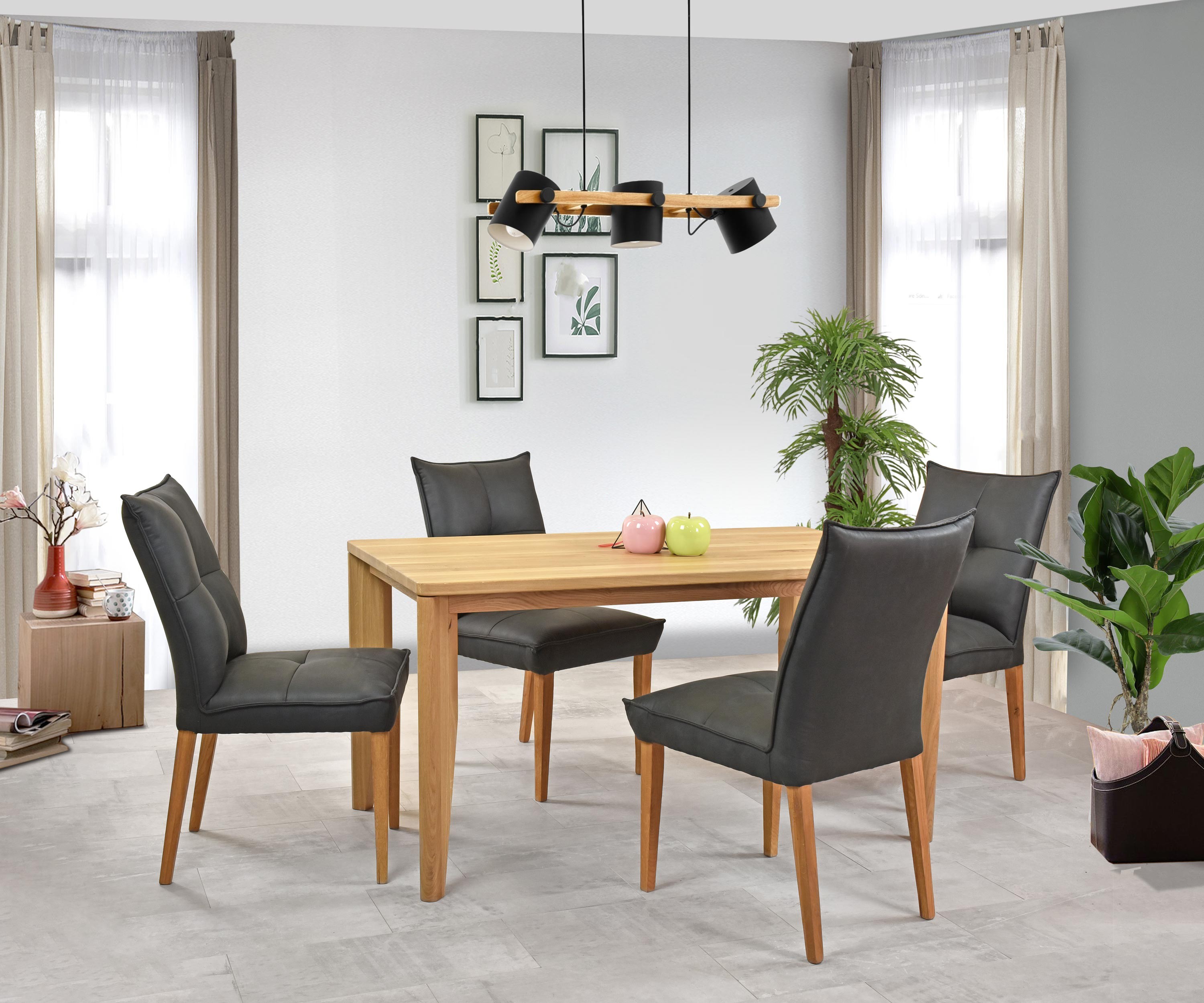 Komfortná jedálenská stolička Riga tmavé čalúnenie - drevené nohavice dub