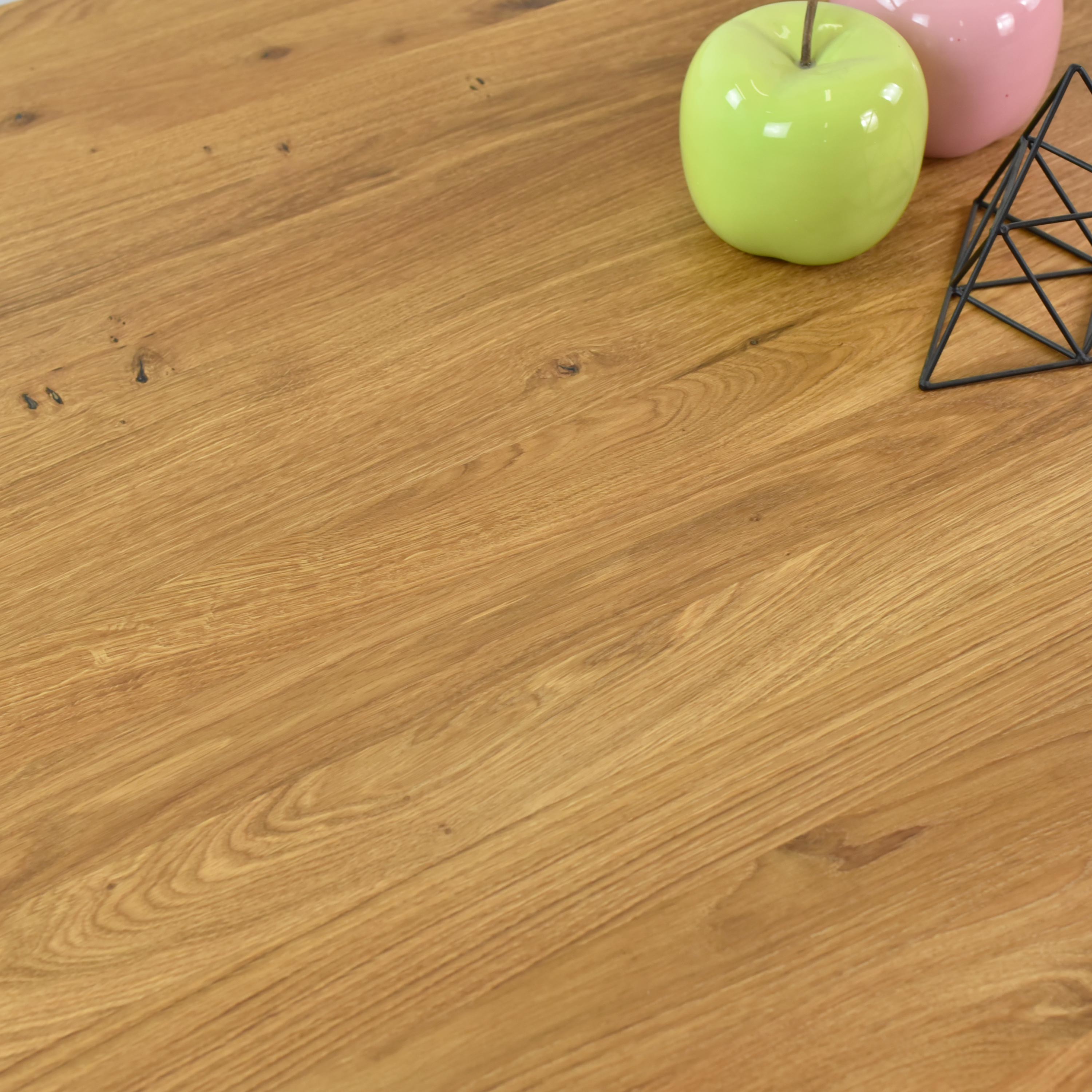 jedálenský stôl z masívu dub