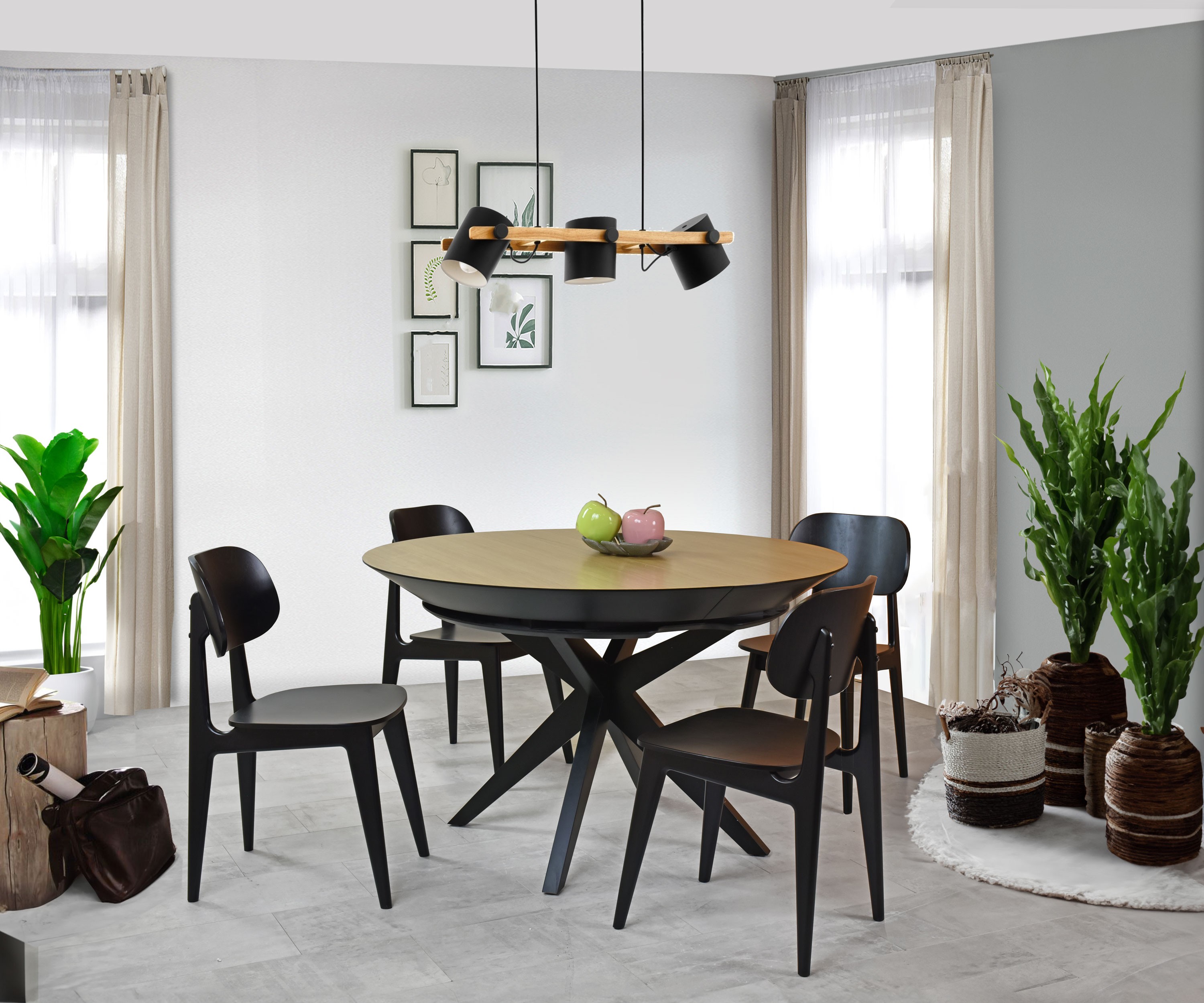 Schwarzer vollständig aus Holz gefertigter Esszimmerstuhl Lola und Tisch Nova