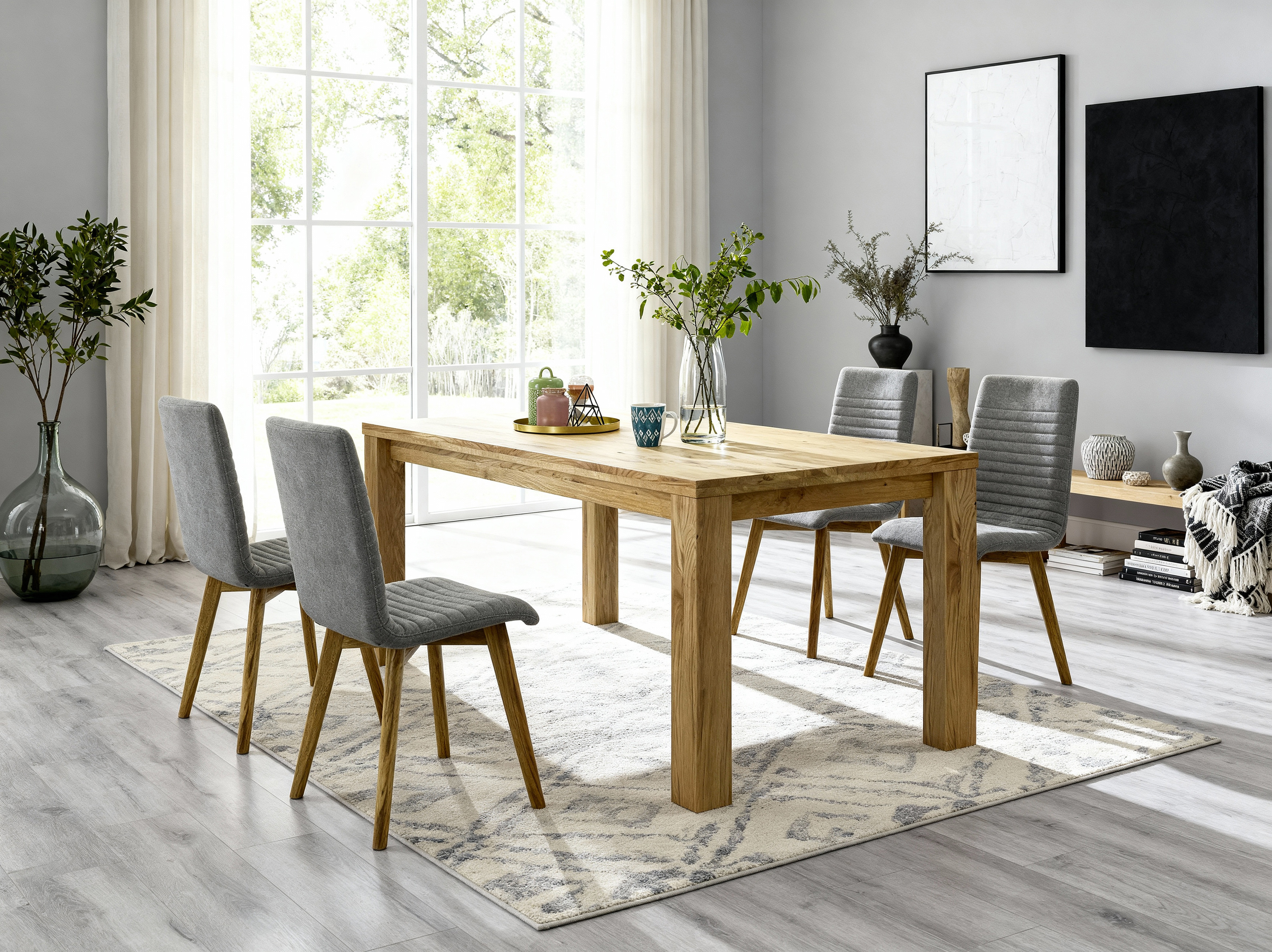 Detail des Eichentisches Bratislava