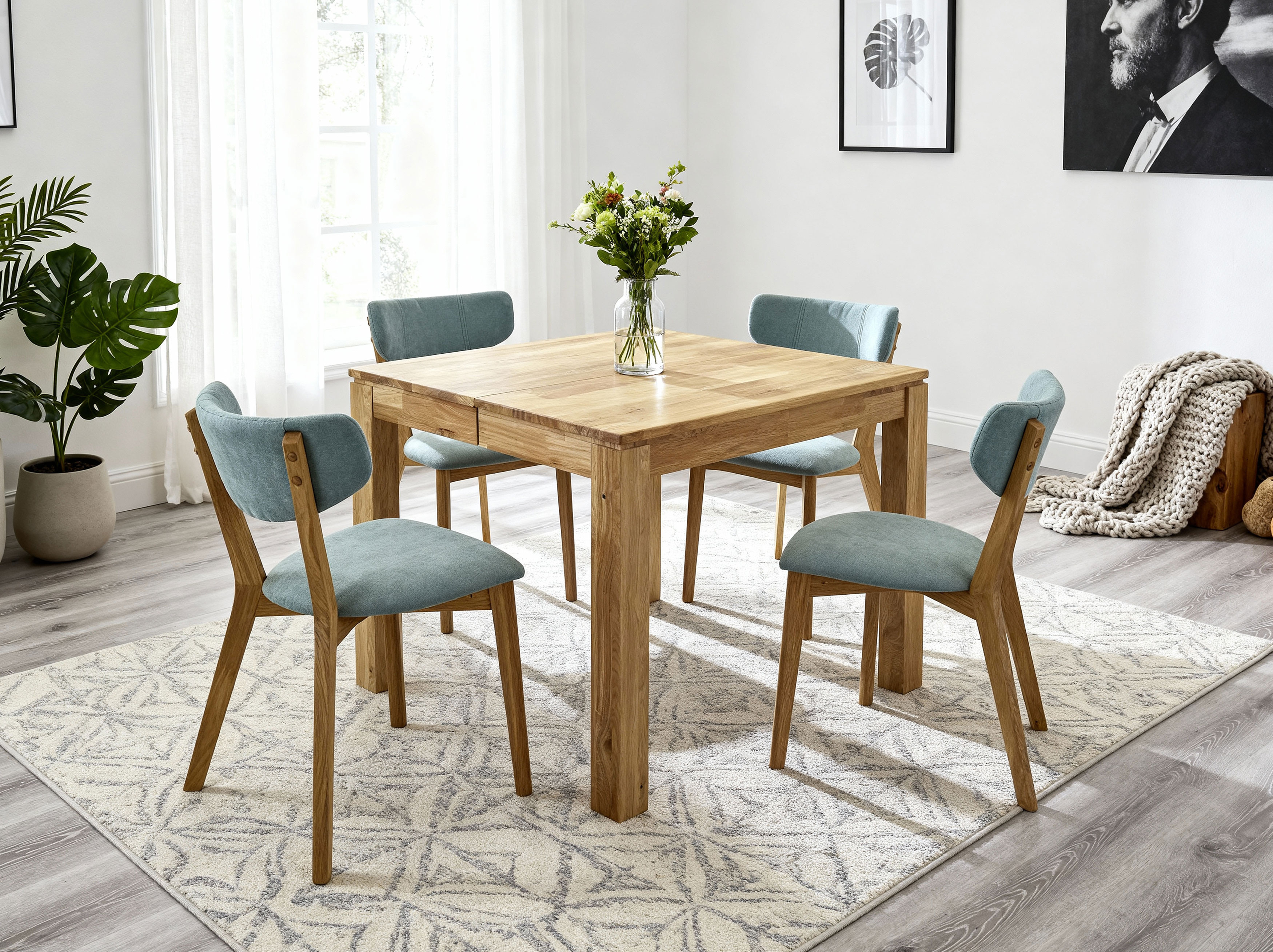 Massiver ausziehbarer Eichentisch 80 x 80 cm