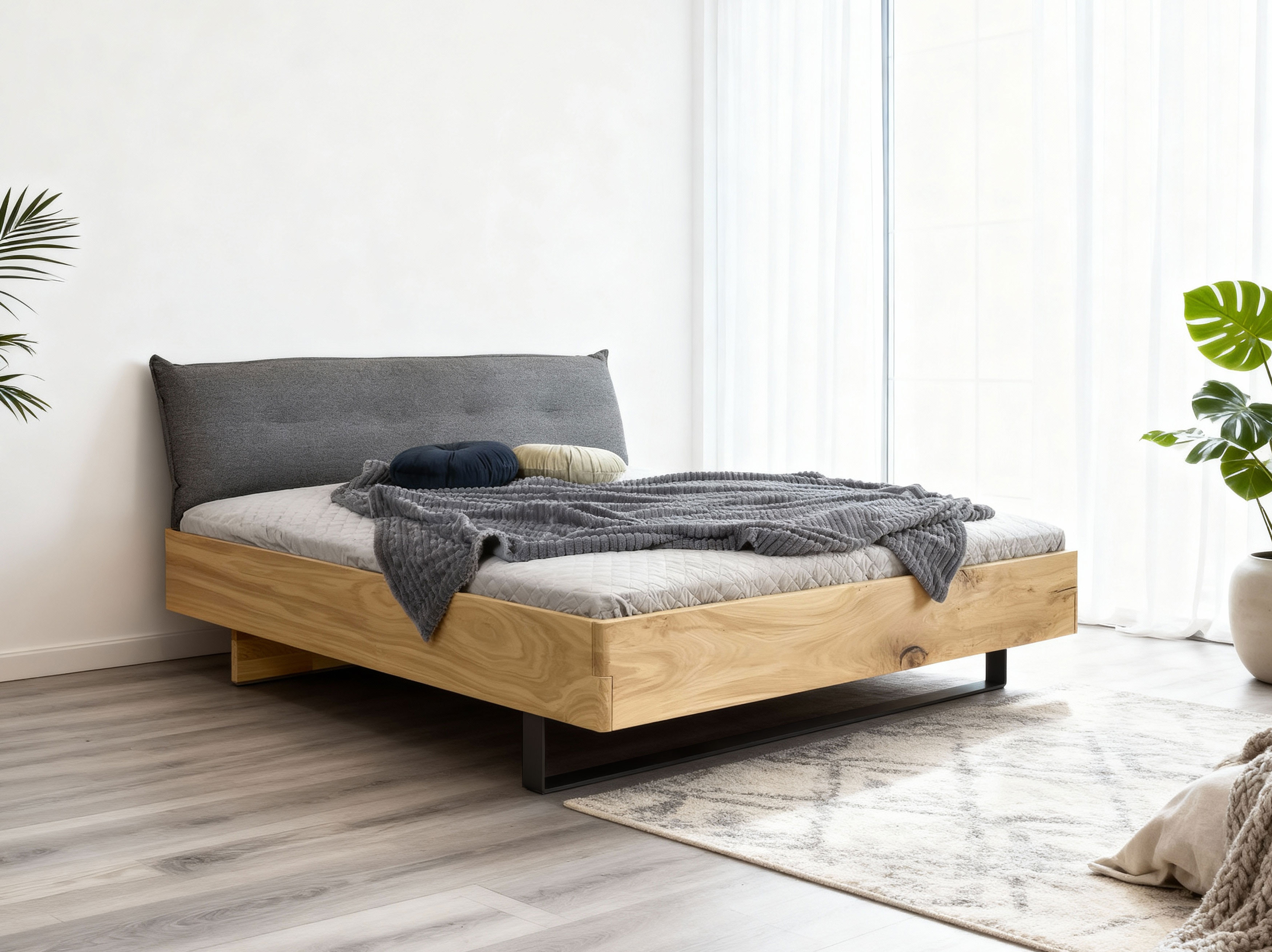 Massiv Eichenbett auf Füßen 180 x 200