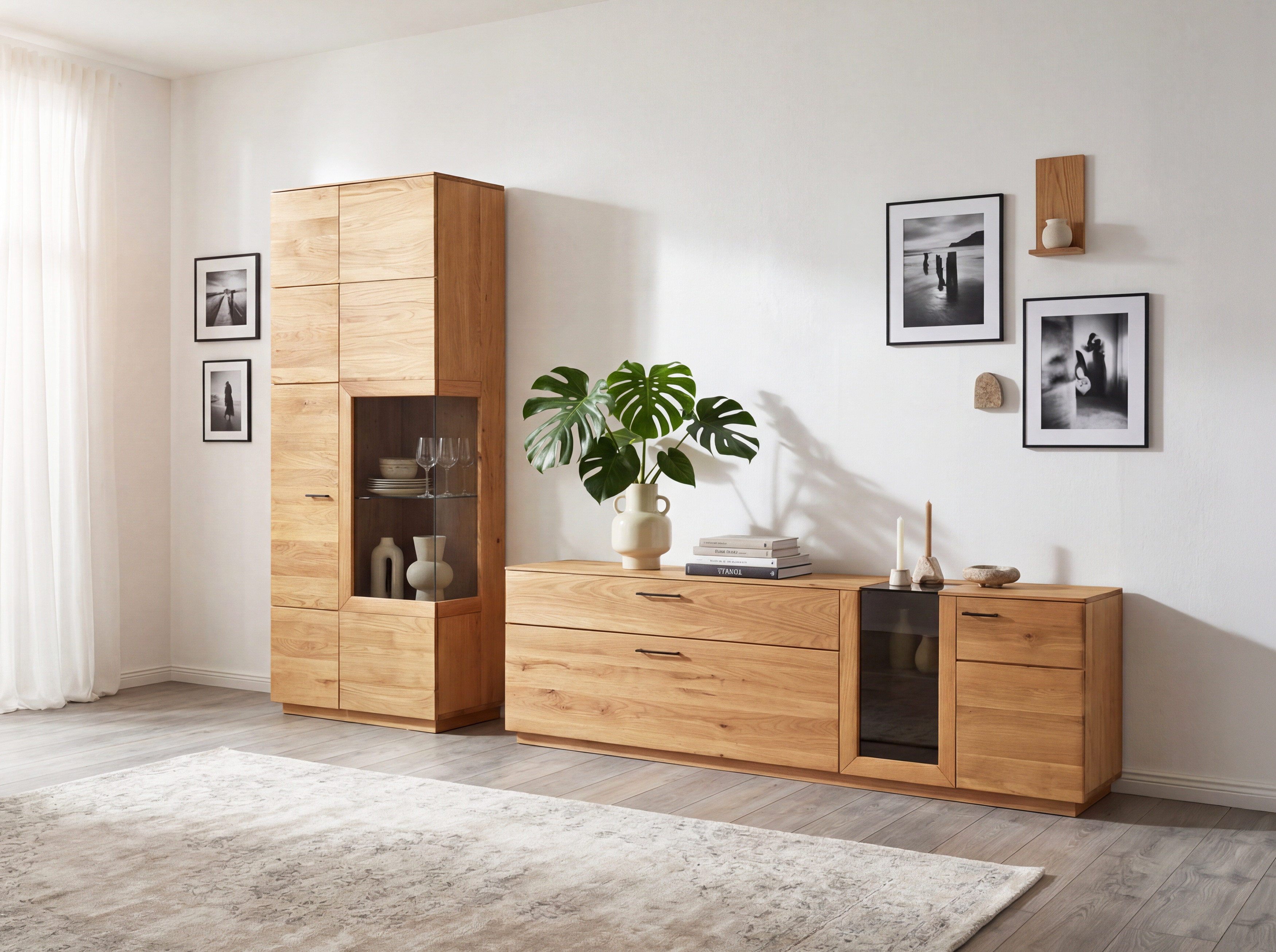 Hohe Eichenvitrine mit Glas Kollektion Bosco