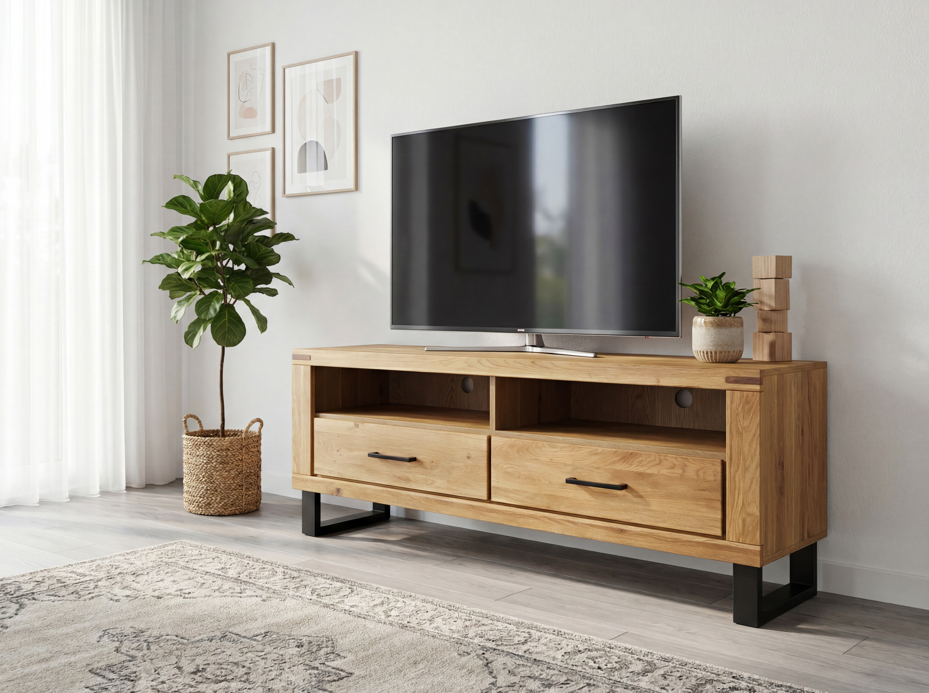 Massive Eiche TV-Kommode auf Metallfüßen Martina