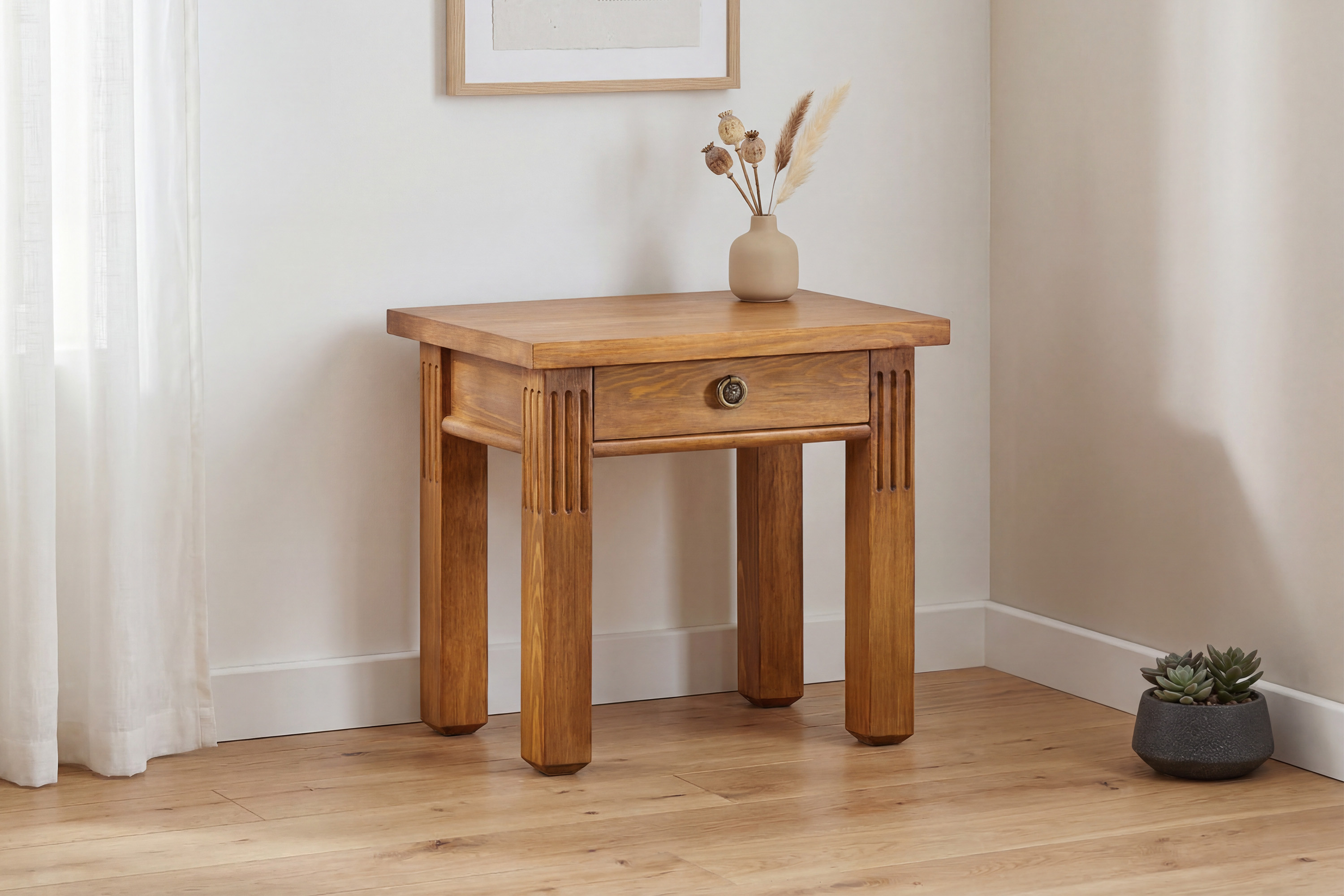 Nočný stolík Prestige z masívnej borovice v hnedom laku