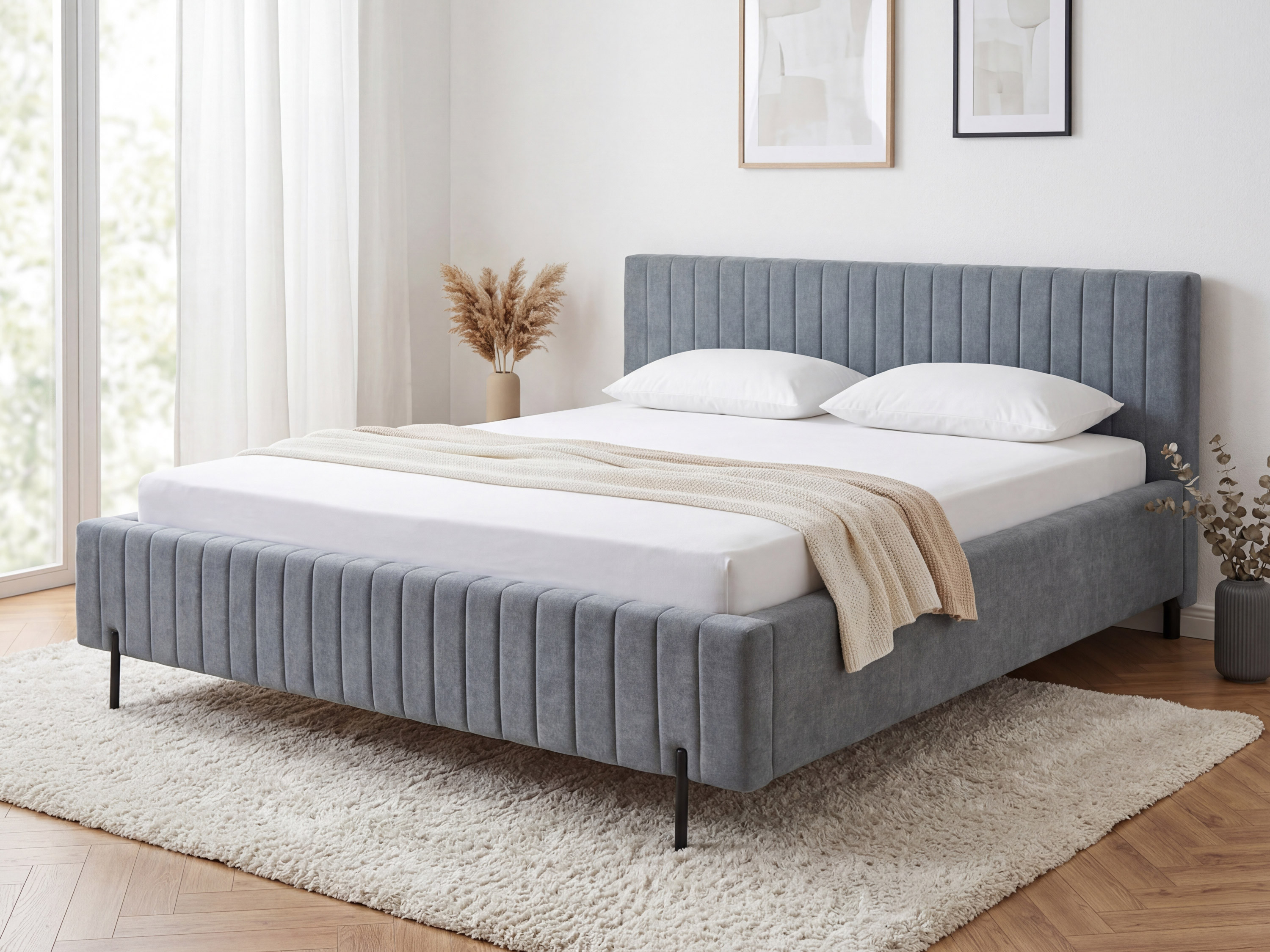 Čalúnená posteľ 180x200 cm sivá s vertikálnym prešívaním