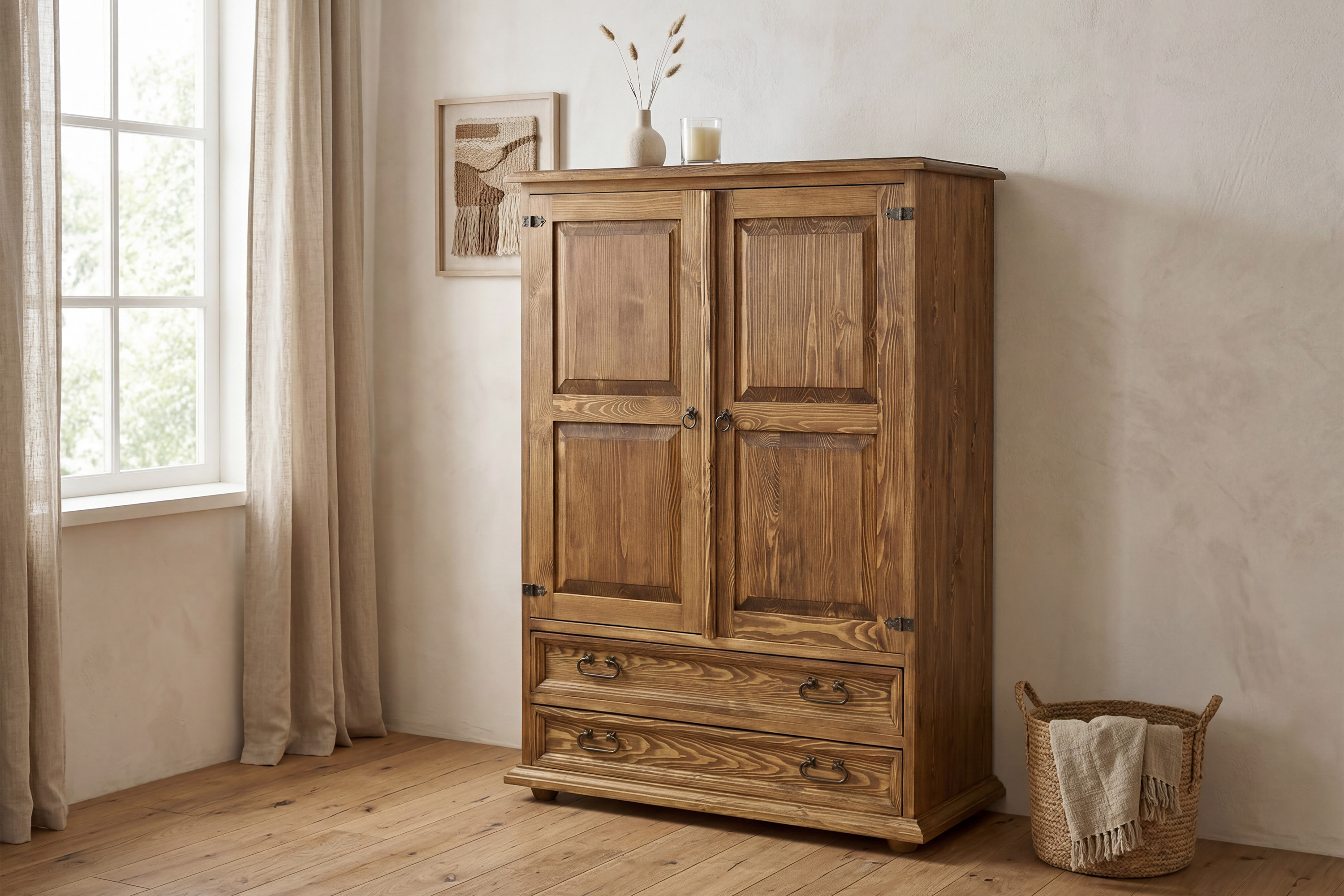 Magas rusztikus komód hálószobába Venkov fenyőfából