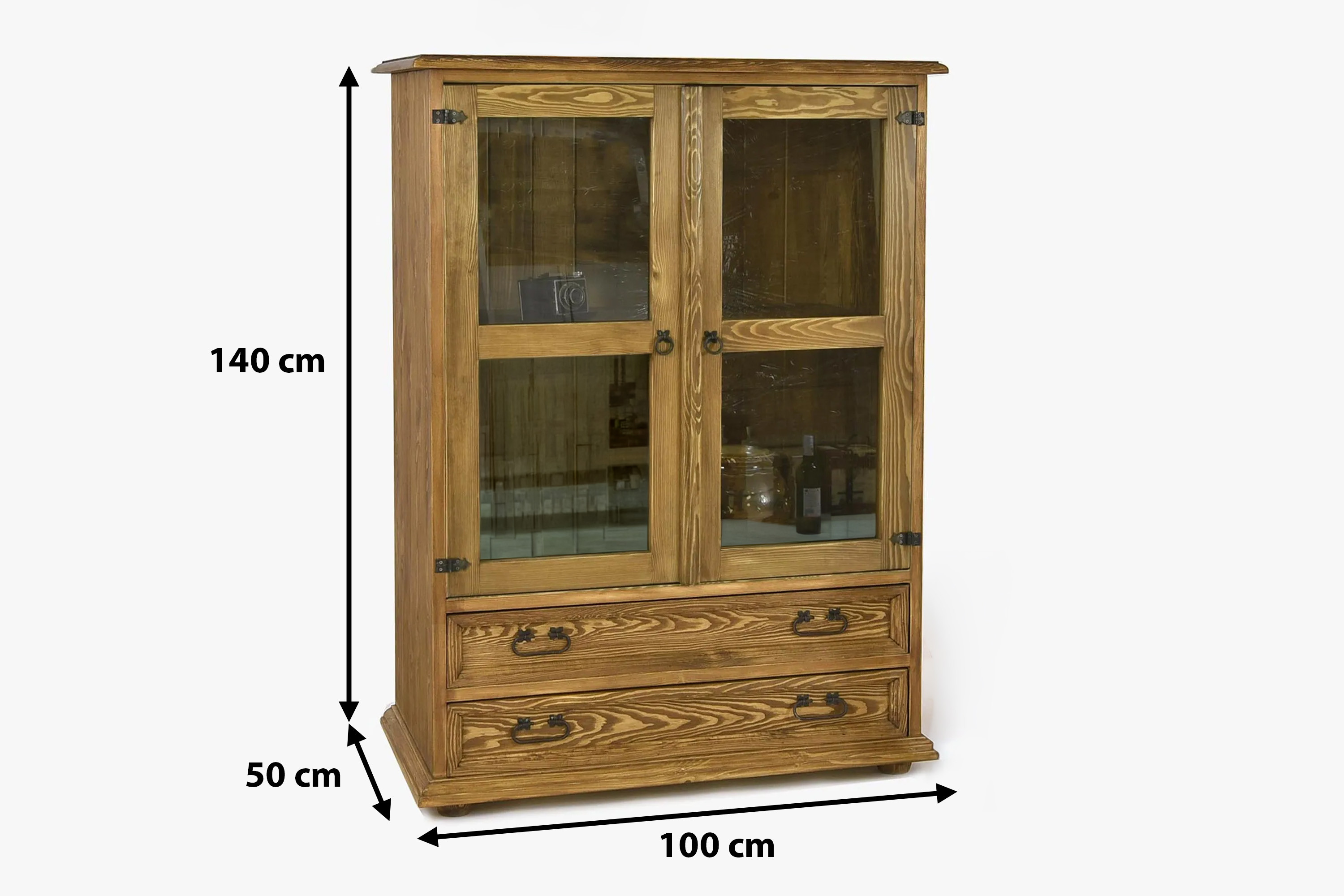 A Venkov rusztikus vitrin méretei 140 x 100 x 50 cm
